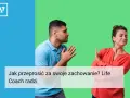 Mężczyzna błaga o wybaczenie, kobieta odwraca się z dezaprobatą. Jak przeprosić za swoje zachowanie? Przeprosiny prosto z serca.