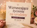 Kochana, wszystkiego najlepszego z okazji urodzin! Wzruszające życzenia na urodziny od serca, z tortem i kwiatami.