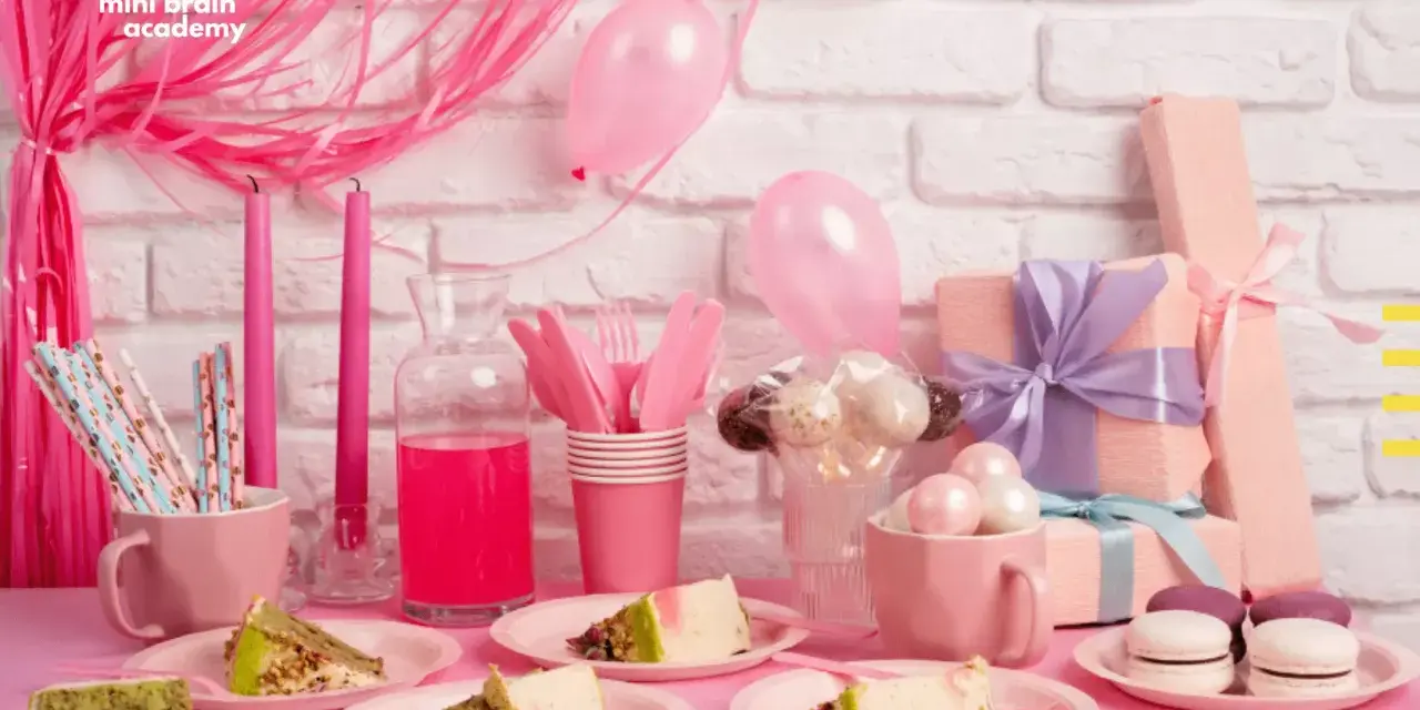 Różowy motyw na urodziny: torty, prezenty, balony i słodkości.