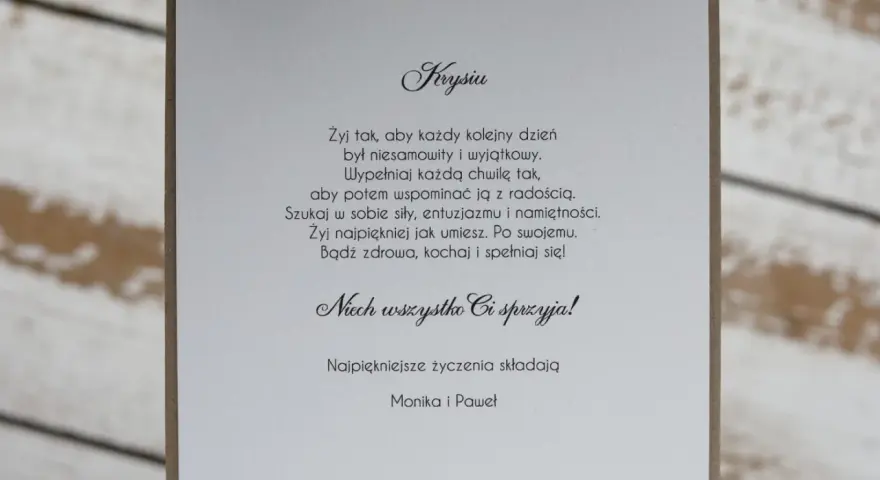 Wzruszające życzenia na 50 urodziny dla koleżanki Krysiu. Niech każdy dzień będzie wyjątkowy, a wszystko sprzyja!