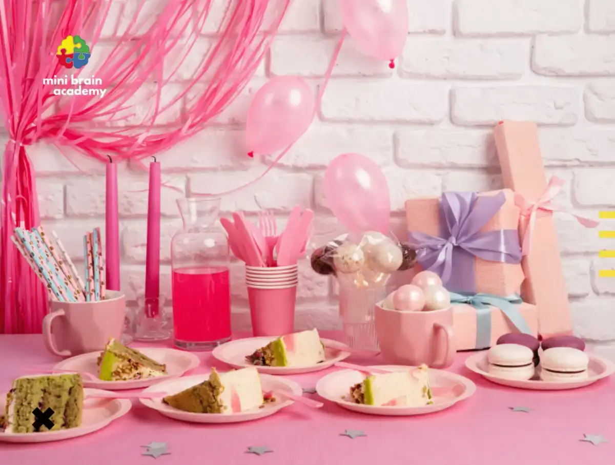 Różowy motyw na urodziny: torty, prezenty, balony i słodkości.